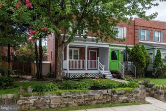 143 Lynhaven Dr, Alexandria, VA 22305