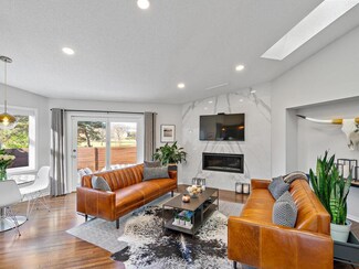 406 Madison St NE, Minneapolis, MN 55413