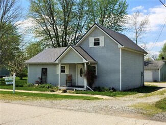 102 N Main St, Roachdale, IN 46172