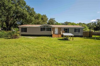 37909 Avalon Dr, Zephyrhills, FL 33541