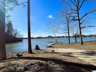 211 Shore Side Ln Unit 211, Sylacauga, AL 35151