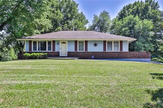 36705 E Truman Rd, Oak Grove, MO 64075