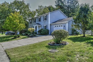 403 Normandy Rd, Versailles, KY 40383