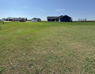 106 Carolyn Ct, Eden, WI 53019