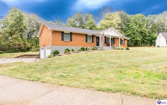 553 Rose Creek Dr, Radcliff, KY 40160