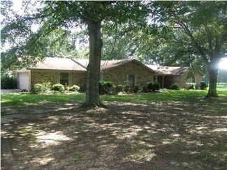 1272 W Parks Rd, Raymond, MS 39154