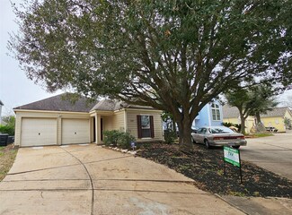 12839 Lodenbriar Dr, Houston, TX 77072