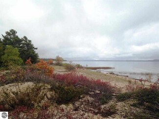 0 Us-31 N, Elk Rapids, MI 49629