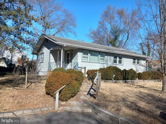 861 Lichtenthal St, Delran, NJ 08075