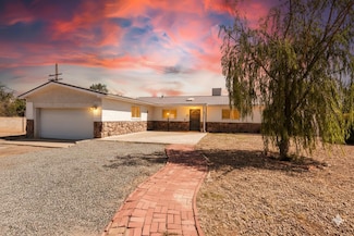 105 Ortega Rd NE, Albuquerque, NM 87113