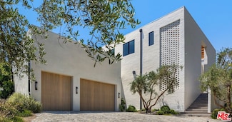 1307 N Doheny Dr, Los Angeles, CA 90069