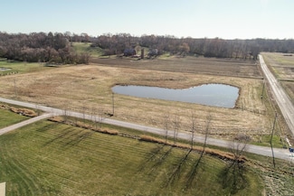 21 Fields Creek Ct, Fort Russell Township, IL 62025