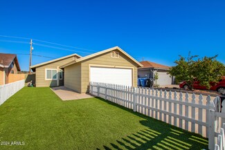 19613 N 43rd Dr, Glendale, AZ 85308