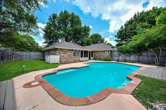 1413 Pecan Creek Dr, Garland, TX 75044