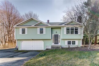 6 Burke Rd, Bristol, RI 02809
