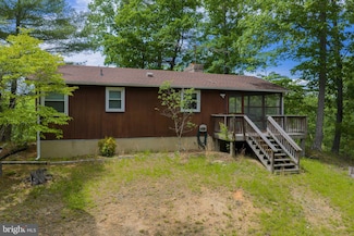 196 Hodges Ln, Winchester, VA 22603