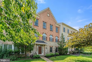 42524 Rowderbury Square, Chantilly, VA 20152