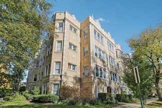 822 Washington Blvd Unit 3, Oak Park, IL 60302