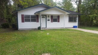 3008 Audubon Dr, Gulfport, MS 39501