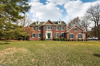 57 Laurie Dr, North Haledon, NJ 07508