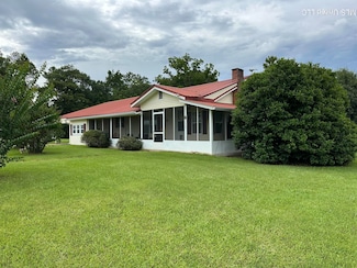 12940 Preacher Powell Rd, Carriere, MS 39426