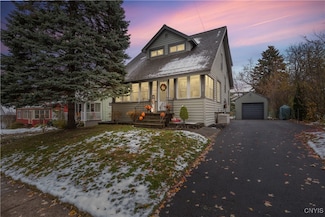 259 Homecroft Rd, Syracuse, NY 13206