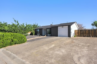160 Timor Rd SE, Rio Rancho, NM 87124