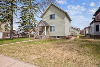 208 Willis Ave, Ashland, WI 54806