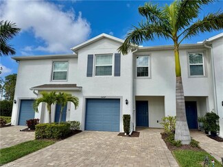 15257 Wildflower Cir, Naples, FL 34119