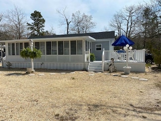 561 Corsons Tavern Rd, Ocean View, NJ 08230