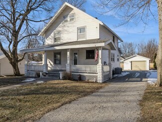 708 N 4th Ave, Winterset, IA 50273