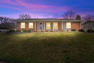 1517 Winding Bend Ln, Ballwin, MO 63021