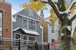 1452 W Belle Plaine Ave, Chicago, IL 60613