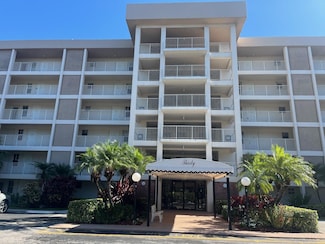 2851 S Palm Aire Dr Unit 610, Pompano Beach, FL 33069