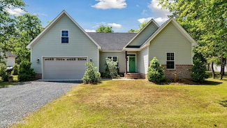 300 Diamondhead Dr S, Pinehurst, NC 28374
