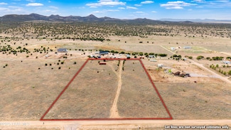 21240 N Ridgeview Rd, Paulden, AZ 86334