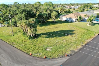 2 Sportsman Way, Rotonda West, FL 33947