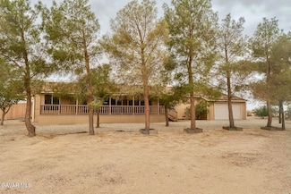 5830 Holiday Ave, Rosamond, CA 93560