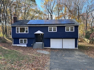 63 Stemway Rd, Trumbull, CT 06611