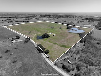 8437 Tottenham Rd, Chappell Hill, TX 77426