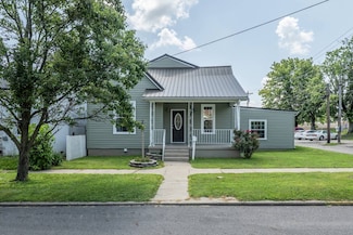 202 Columbia St, Jackson, OH 45640