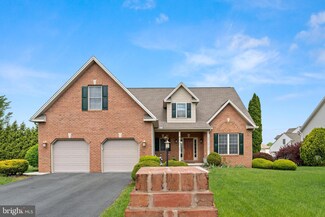 46 Stone Run Dr, Mechanicsburg, PA 17050
