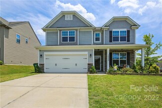 10335 Atkins Ridge Dr, Charlotte, NC 28213