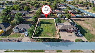 508 E 79th St, Lubbock, TX 79404
