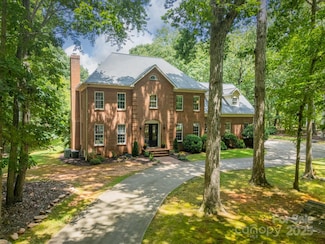 3307 Sandalwood Ln, Waxhaw, NC 28173