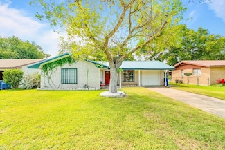 1006 E Fannin St, Beeville, TX 78102