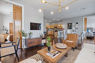 2201 8th Ave S Unit 202, Nashville, TN 37204