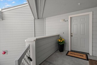 2621 Willowbrook Ln Unit 104, Aptos, CA 95003