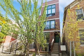 927 N Hermitage Ave Unit 3, Chicago, IL 60622