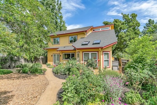 700 Clay St, Ashland, OR 97520